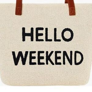 Straw Woven Beach Tote Bag Waterproof Sandproof with Zipper, Perfect for Travel